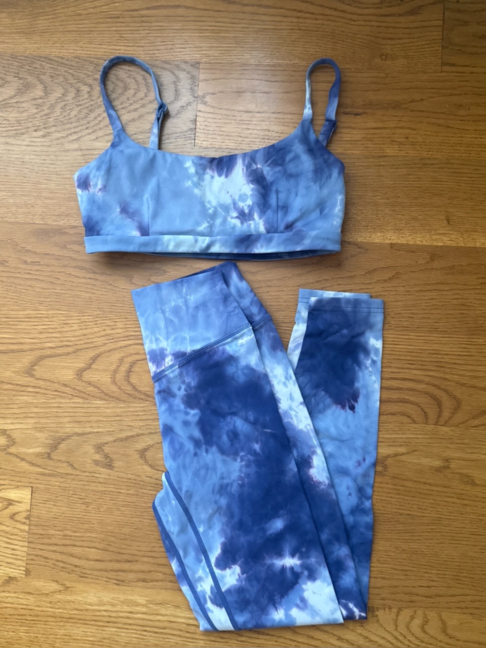 Balance Athletica Blue Tie-Dye Leggings and Cropped Sports Bra Set